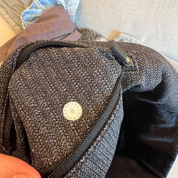 Lululemon Speed Up Tight *28" - Picture 5 of 6